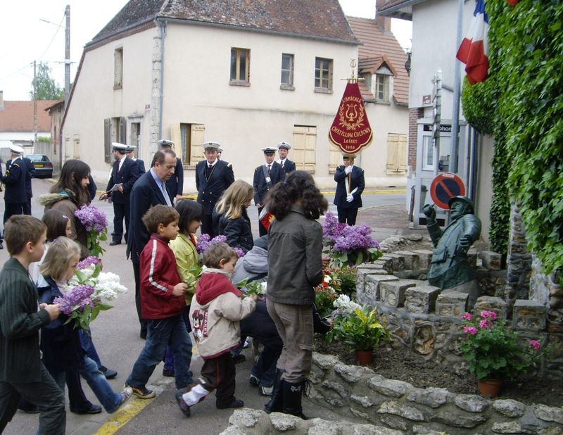 8MAI2010C